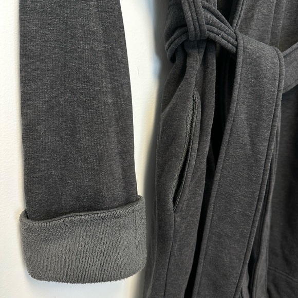 UGG Women's Gray bath Robe - Picture 3 of 5